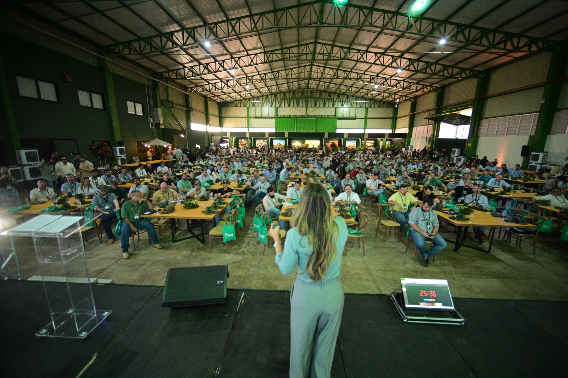 Produtores e consultores reunidos durante o Desafio Lima.